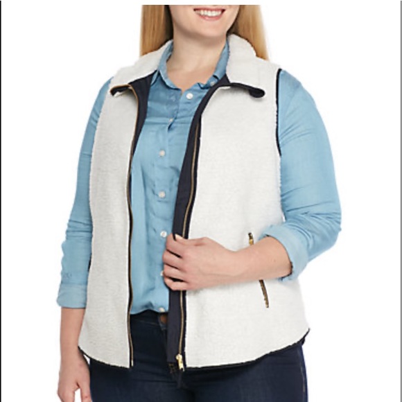 crown & ivy Tops - Crown & Ivy Zip Front Sherpa Vest Size 2X